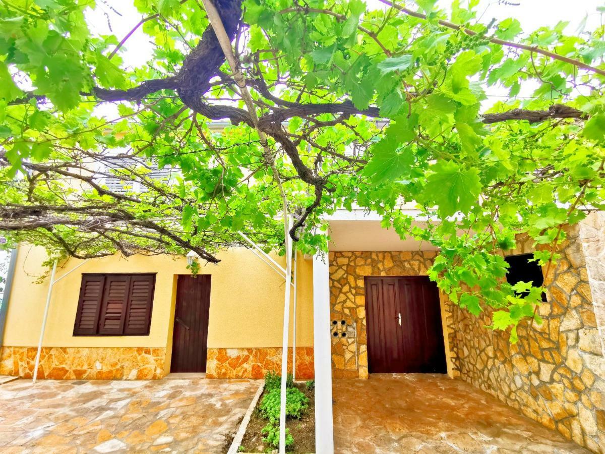 Green Garden Lägenhet Vodice Exteriör bild