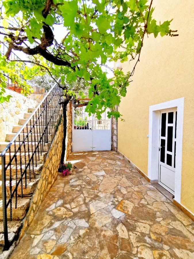 Green Garden Lägenhet Vodice Exteriör bild