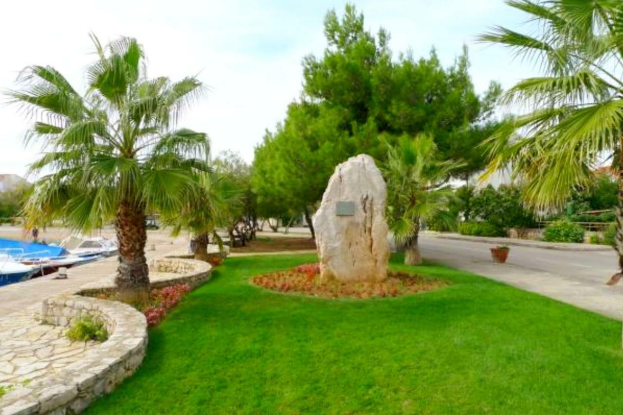 Green Garden Lägenhet Vodice Exteriör bild